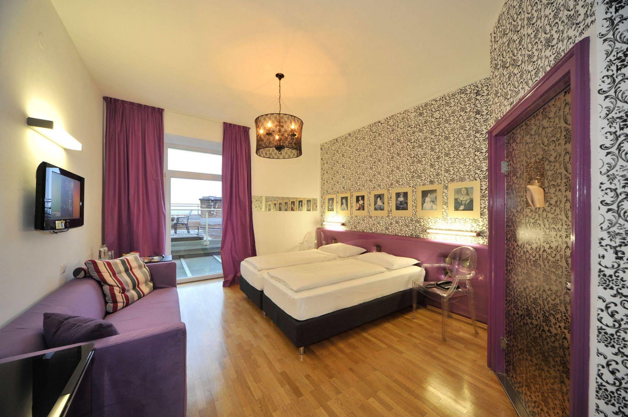 ספיטל אן דר דראו Erlebnis Post - Stadthotel Mit Eigenart מראה חיצוני תמונה